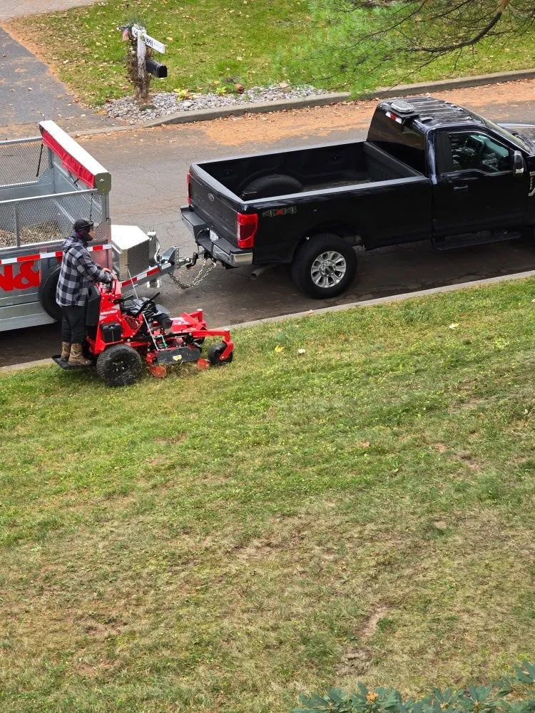Reliable lawn care service near you in Bayberry, NY by Justins Lawn & Snow
