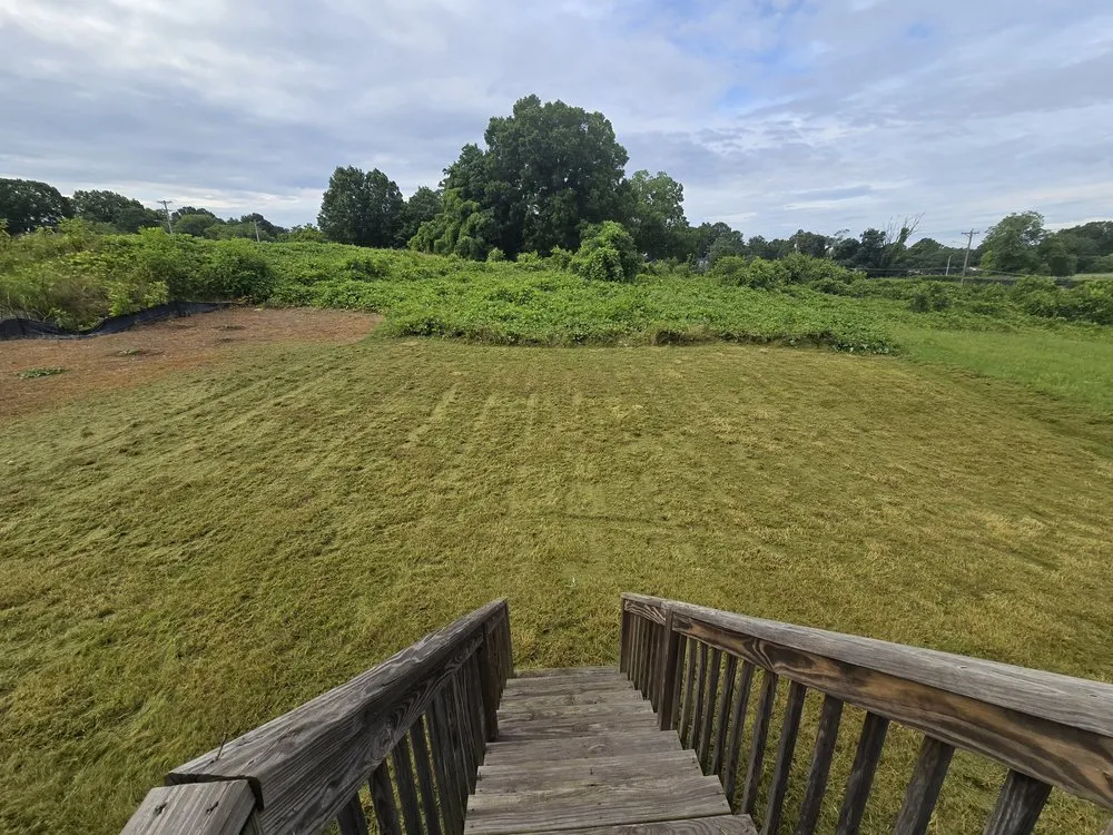 Trusted outdoor landscaping experts serving Baxley, GA - Justin's Lawn Care and Pressure Washing