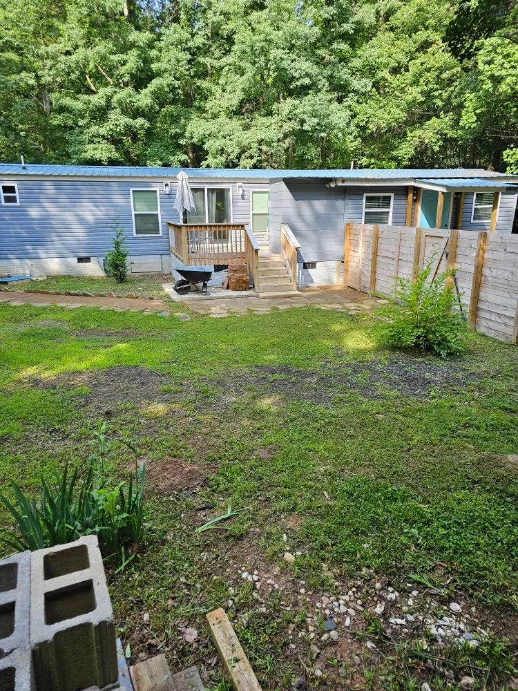 Top-rated lawn care service in Baxley, GA - Justin's Lawn Care and Pressure Washing