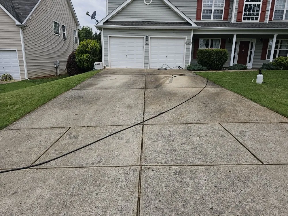 Affordable residential landscaping experts serving Baxley, GA - Justin's Lawn Care and Pressure Washing