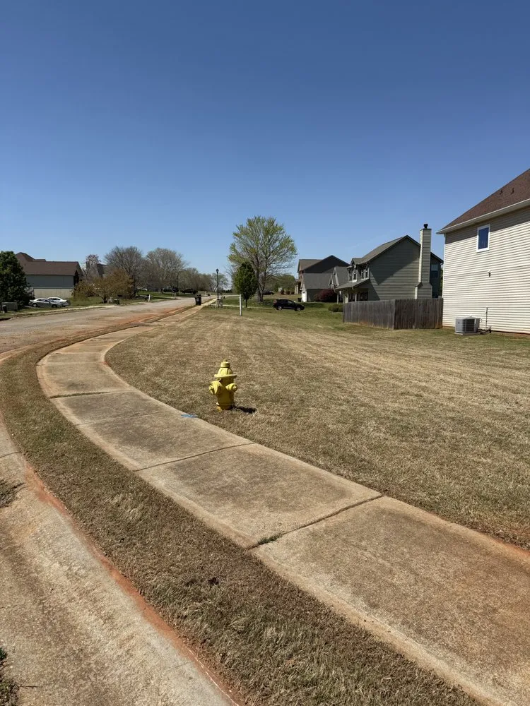 Reliable lawn mowing service experts serving Griffin, GA - Justus Lawn Care & Landscaping