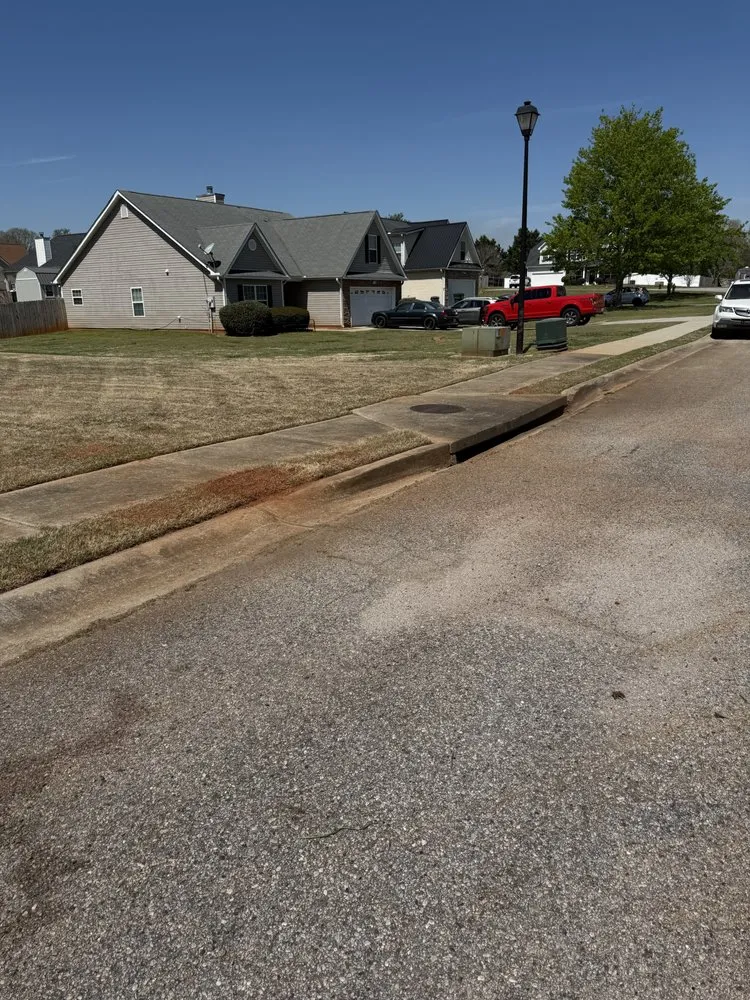 Reliable lawn care service in Griffin, GA - Justus Lawn Care & Landscaping