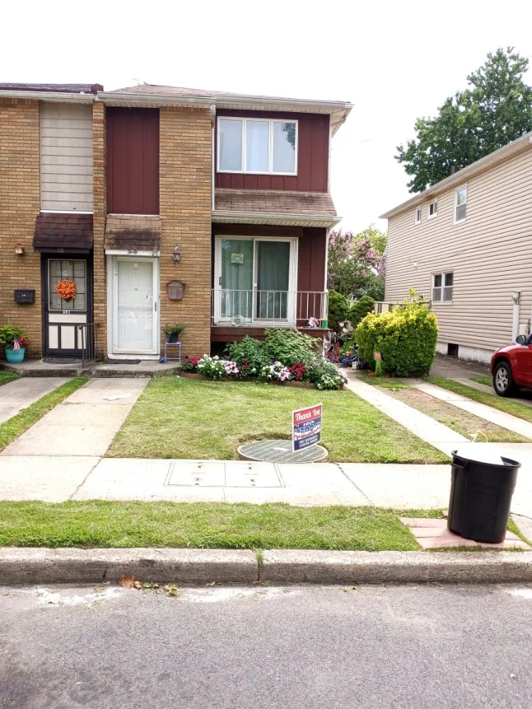 Reliable yard cleanup service near you in Staten Island, NY by J&V Landscape Design & Lawncare