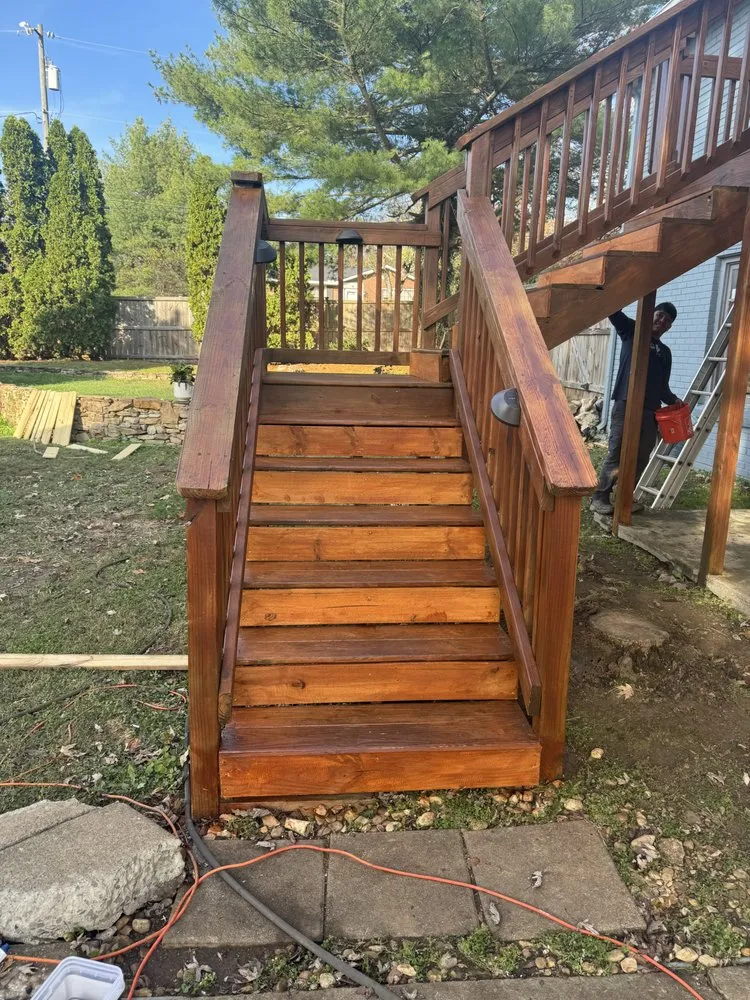 Professional yard maintenance experts serving Nashville, TN - JV Landscape