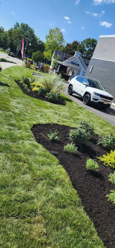 Custom lawn mowing service in Providence, RI - J&V Landscape