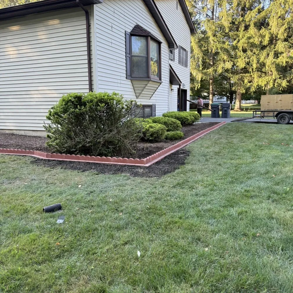 Professional yard cleanup service in Middletown, NY by JV LAROSE