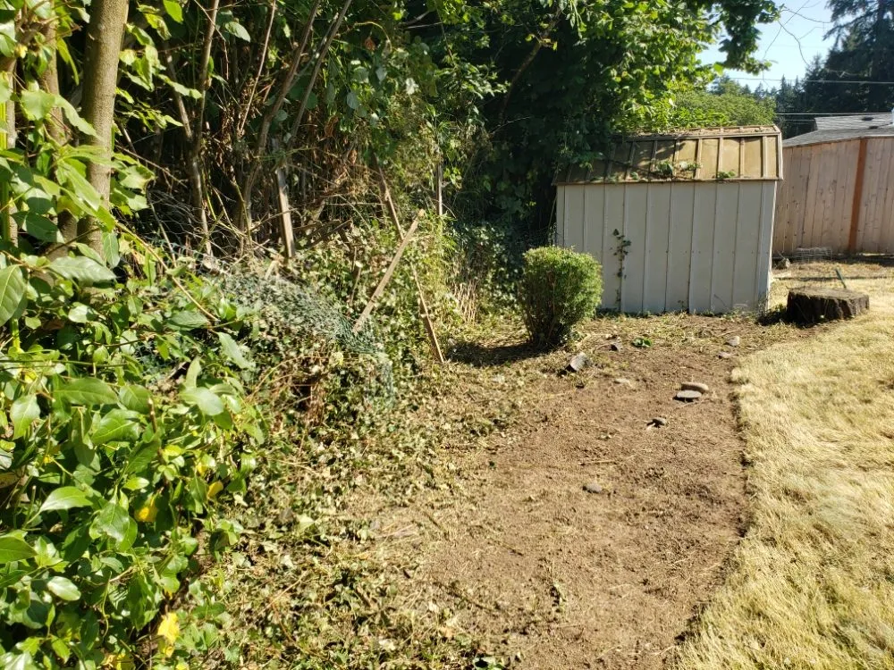 Custom residential landscaping in Tualatin, OR by JV Lawn and Garden Maintenance