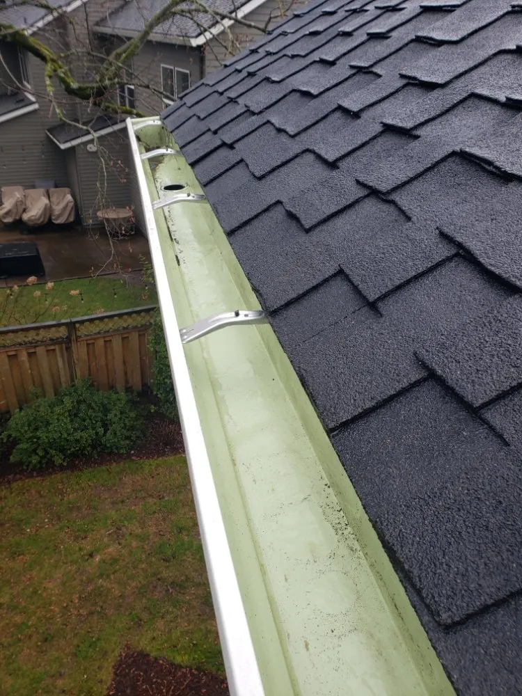 Custom yard maintenance experts serving Tualatin, OR - JV Lawn and Garden Maintenance