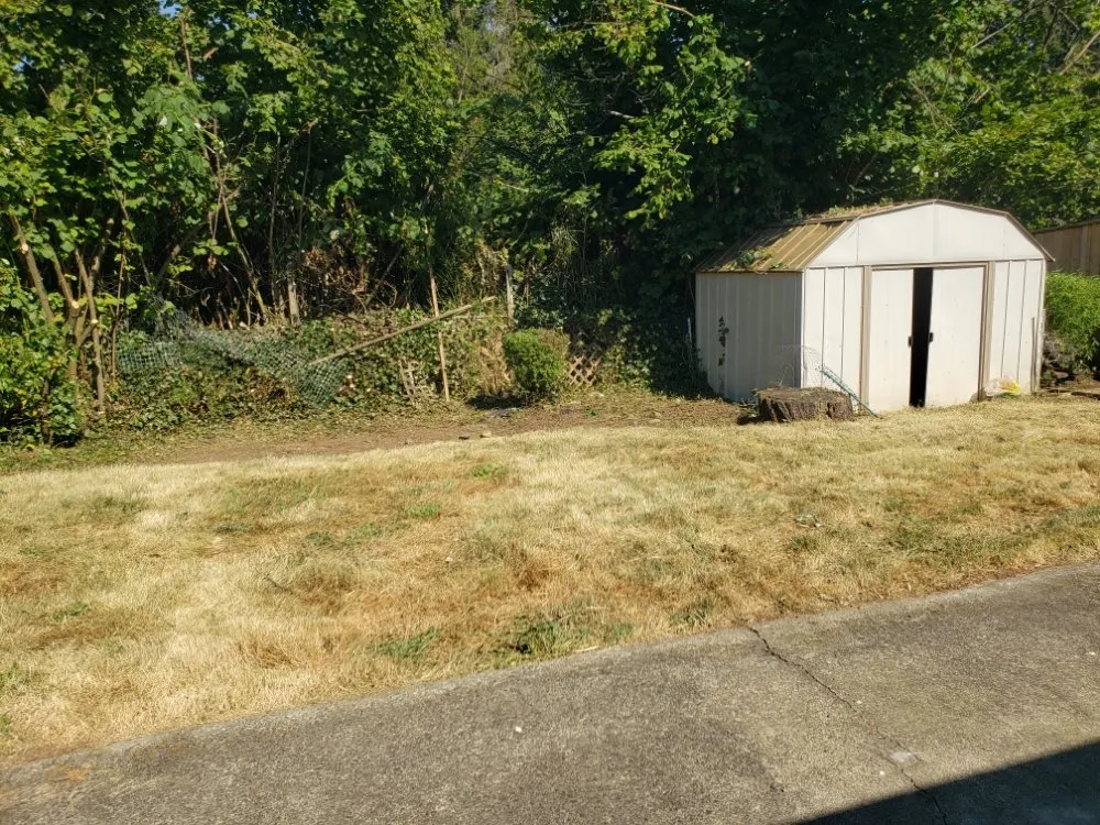 Custom outdoor landscaping experts serving Tualatin, OR - JV Lawn and Garden Maintenance