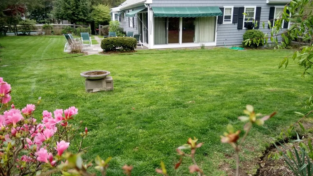 Professional garden landscaping in Stamford, CT - JV Lawn and Garden