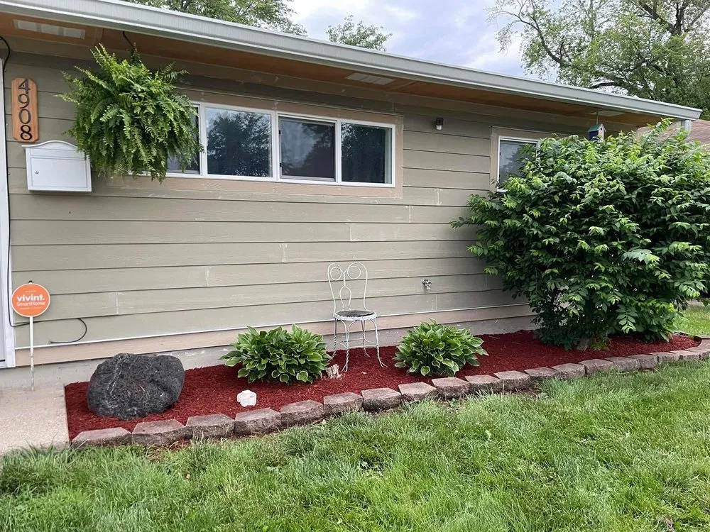 Reliable garden landscaping in Indianapolis, IN - J&V Lawncare