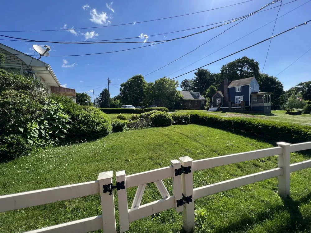 Custom landscaping services experts serving Pittsburgh, PA - J&V Services