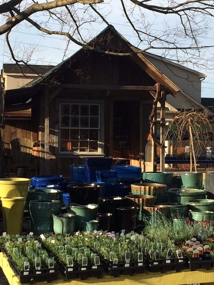 Professional outdoor landscaping in Nashville, TN - JVI Secret Gardens