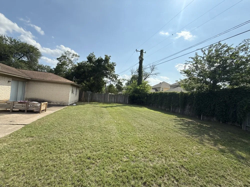 Custom garden landscaping in Katy, TX - JW Lawn Care