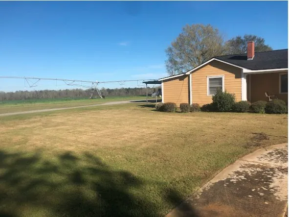 Affordable residential landscaping in Leesburg, GA - J&W Lawncare