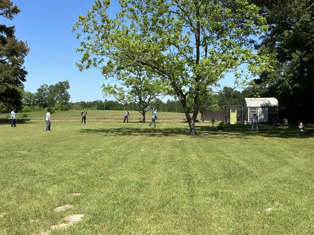 Top-rated outdoor landscaping for year-round maintenance in Nacogdoches, TX by J&W Mowing