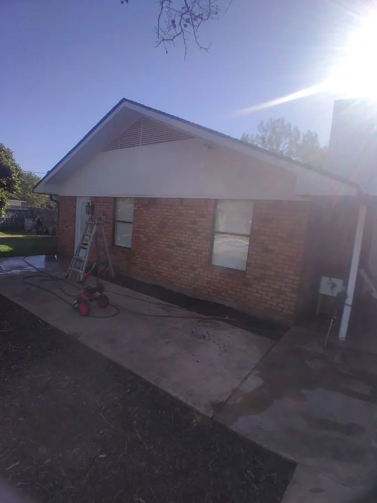 Affordable yard maintenance in Shreveport, LA by JW painting