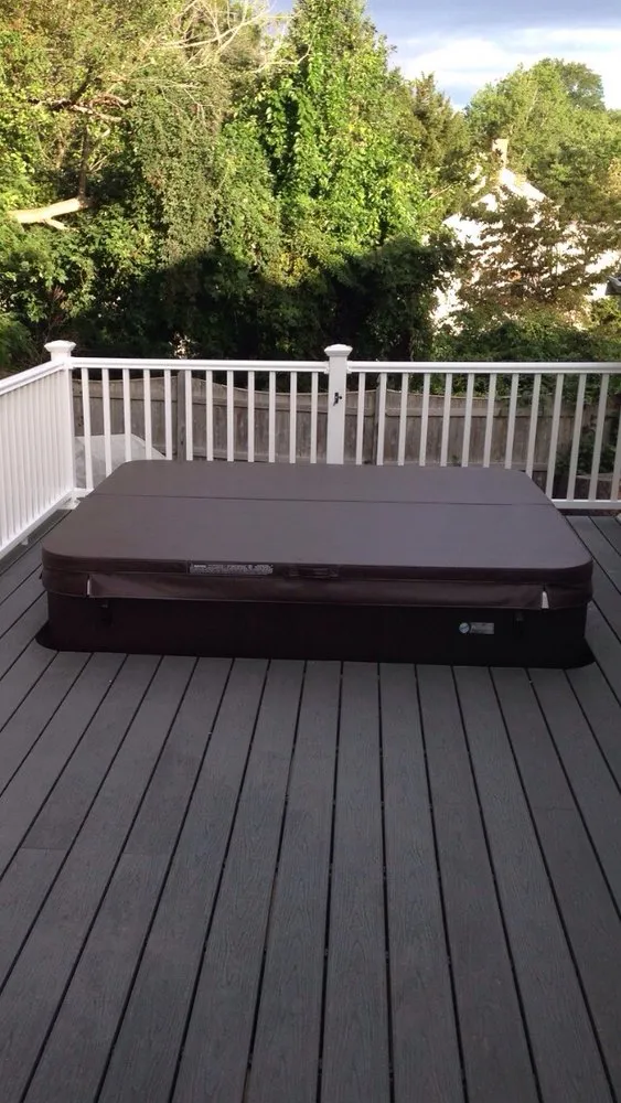 Reliable yard cleanup service for beautiful yards across Topsfield, MA - JWC