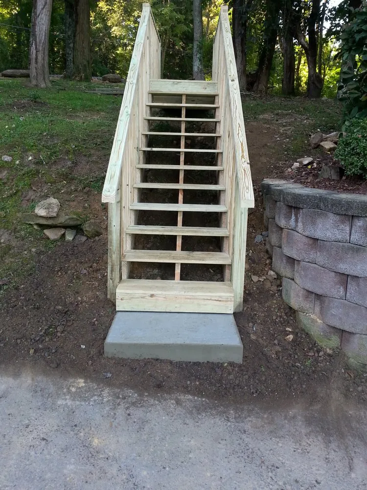 Expert yard cleanup service experts serving Uniontown, PA - JWL Renovations