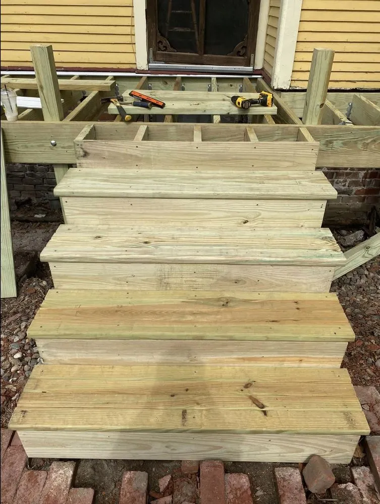 Expert lawn mowing service experts serving Des Moines, IA - JWN Property Services