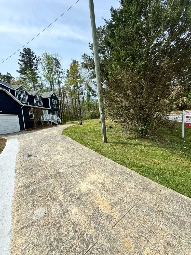 Custom landscape design in Douglasville, GA - JY & I Landscaping And Cleaning Services