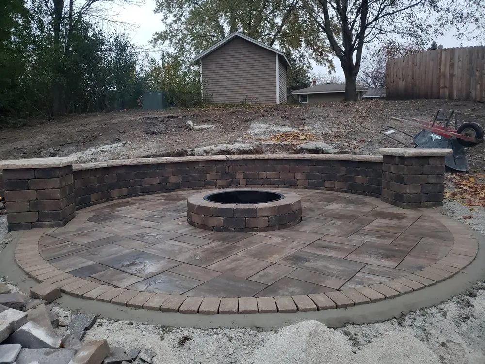Local yard maintenance in Milwaukee, WI - Jymis Landscaping