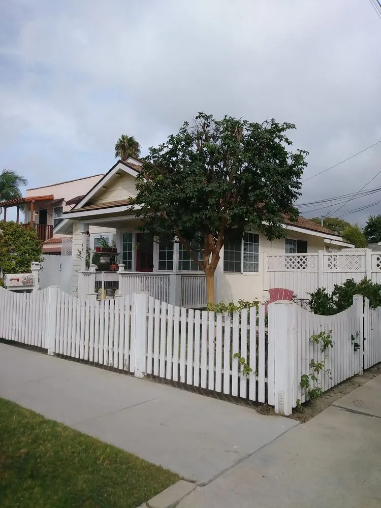 Trusted lawn care service experts serving Long Beach, CA - Jymmy's Landscape