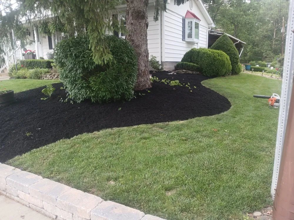 Professional yard cleanup service in Huntingdon, PA by JZ Handywork