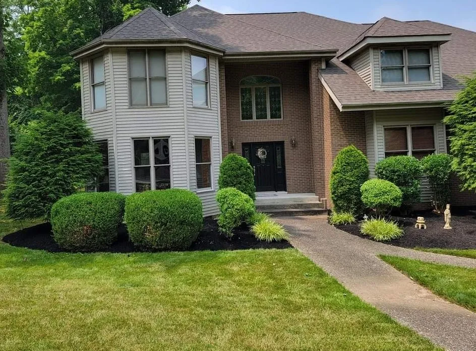 Reliable residential landscaping experts serving Huntington, WV - J&Z Lawn Care