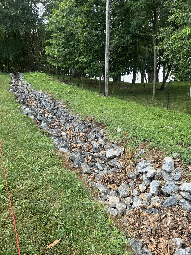 Local yard maintenance experts serving Abingdon, VA - JZ Lawncare