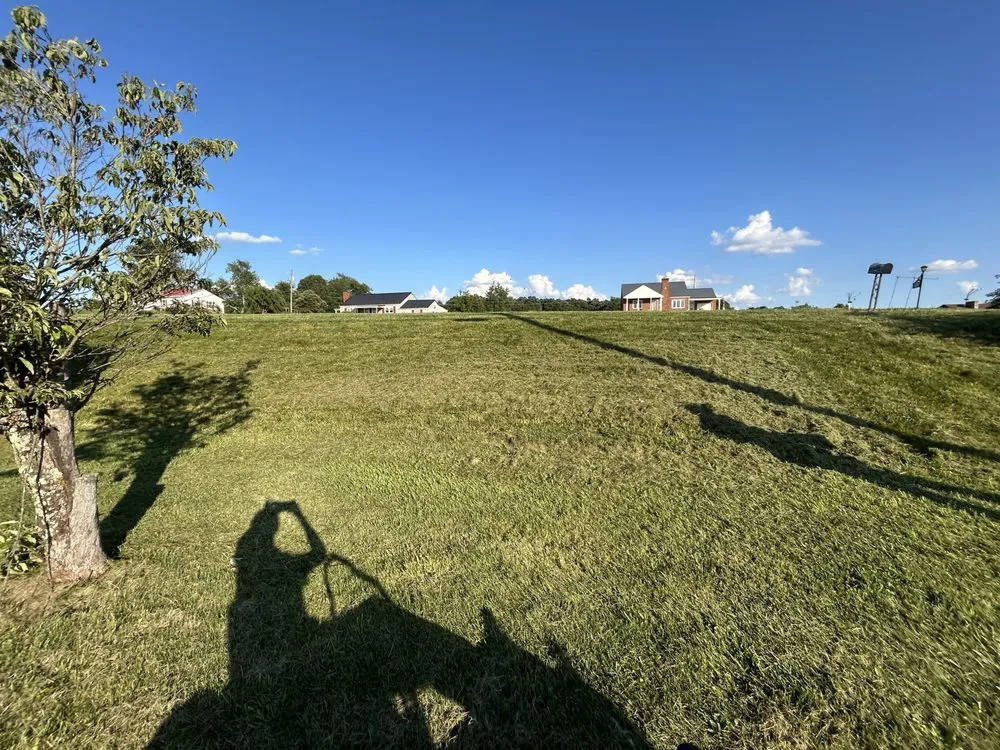 Reliable landscape design with custom design in Abingdon, VA by JZ Lawncare