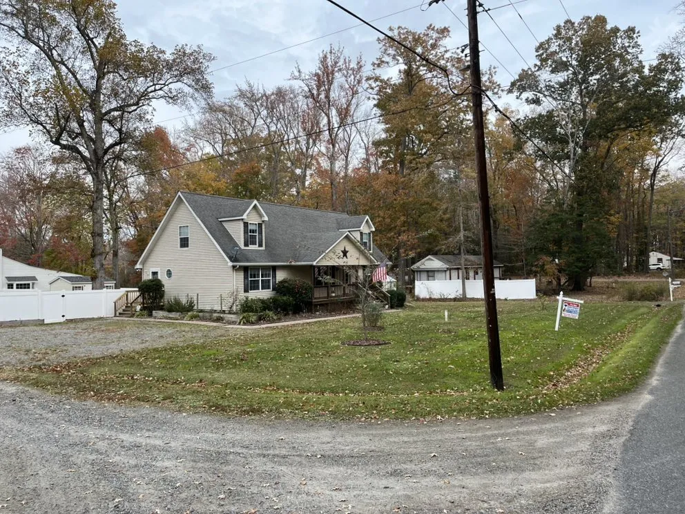 Top-rated landscaping services in Montross, VA by J&Z Outdoor