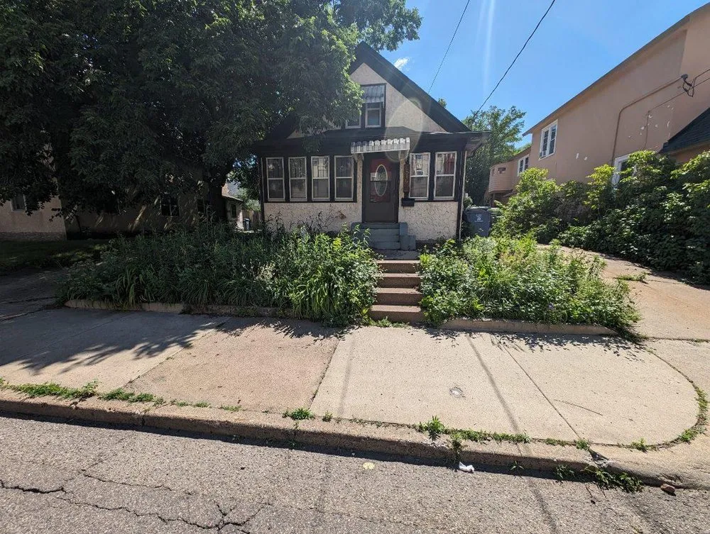 Custom landscape installation for homes in White Bear Lake, MN by K & B Solutions