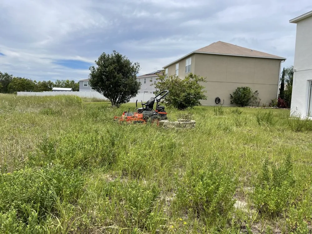 Reliable garden landscaping experts serving Lakeland, FL - K & E Property Management