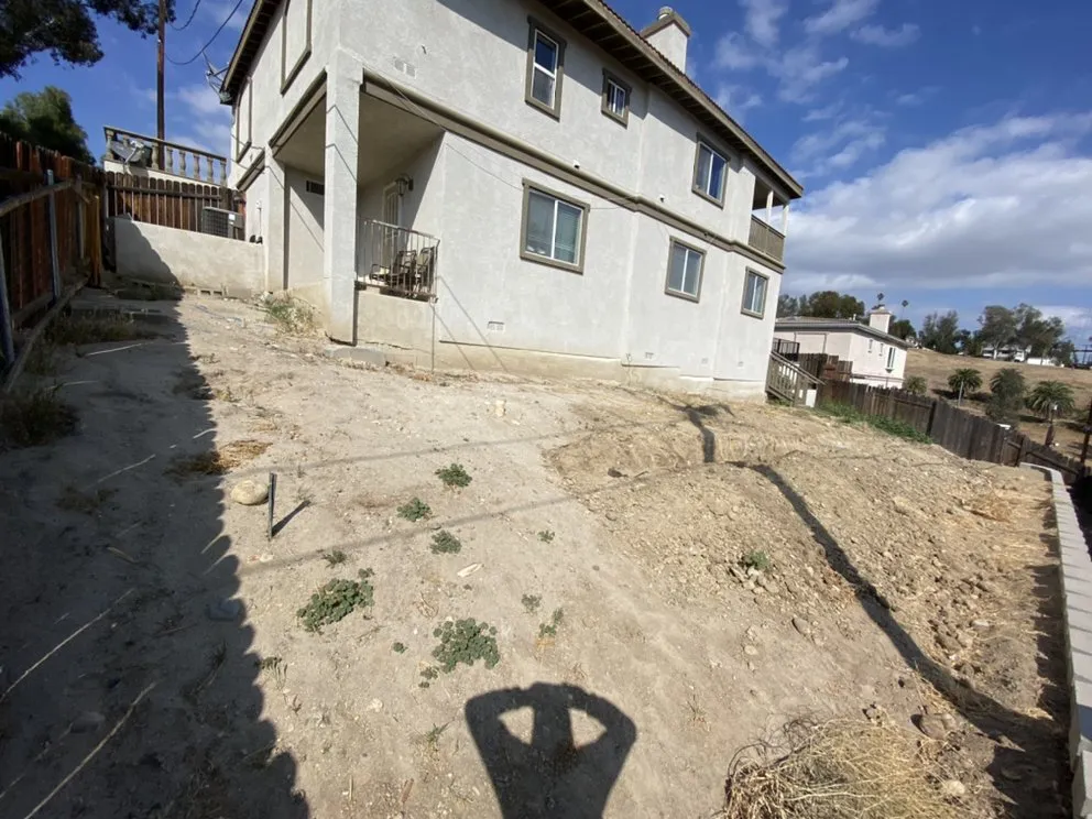 Custom landscaping services in Lake Elsinore, CA by K & H Landscaping