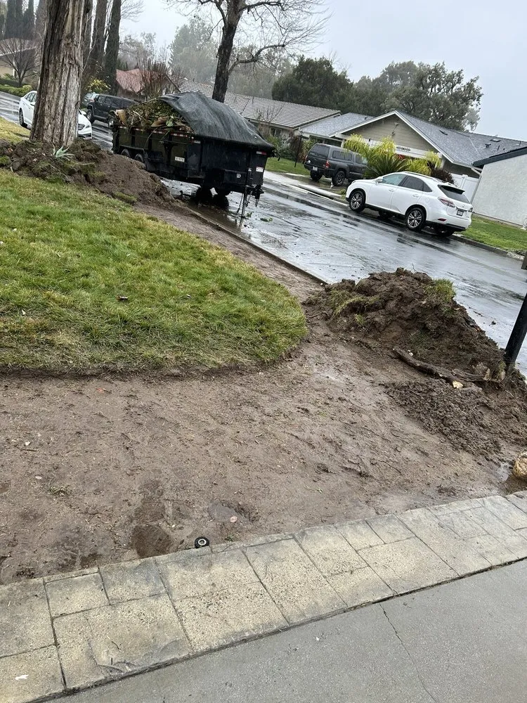 Professional yard maintenance in Lake Elsinore, CA by K & H Landscaping