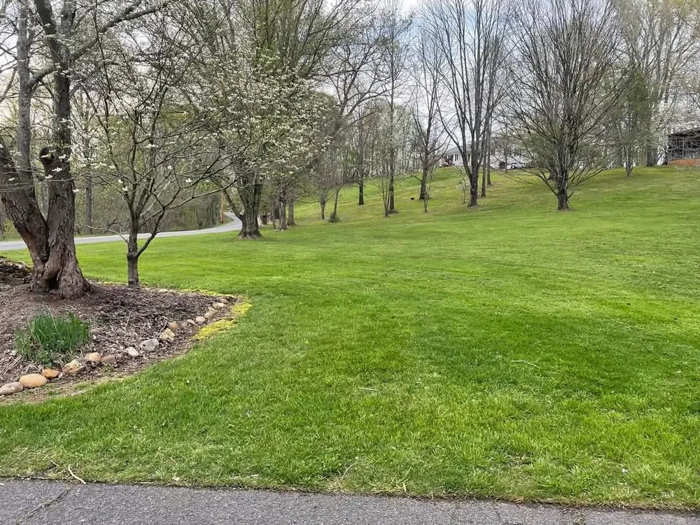Custom garden landscaping experts serving Gate City, VA - K & J Lawn Care