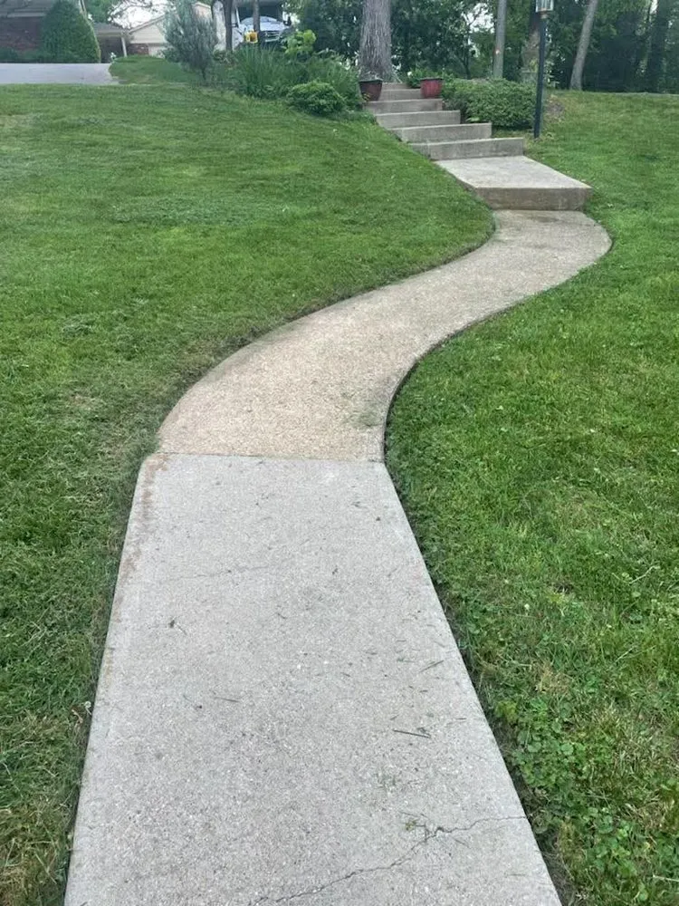 Top-rated landscaping services in Gate City, VA by K & J Lawn Care