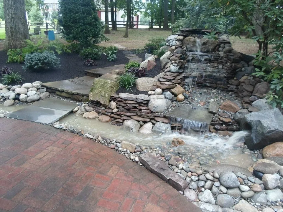 Affordable lawn mowing service in Warminster, PA - K & K Landscaping