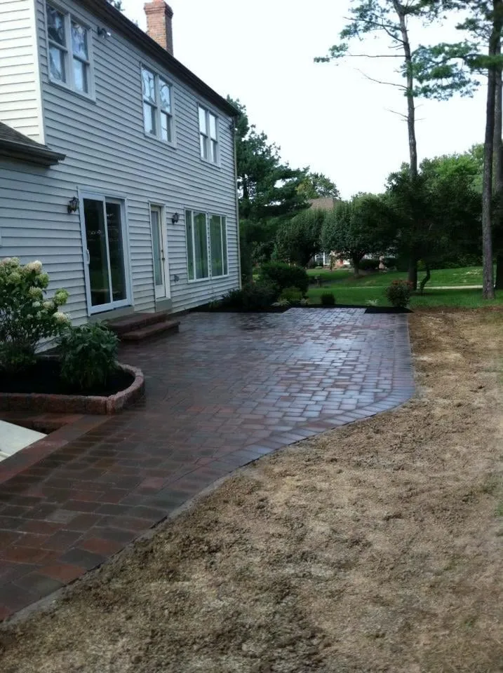 Reliable landscape design experts serving Warminster, PA - K & K Landscaping