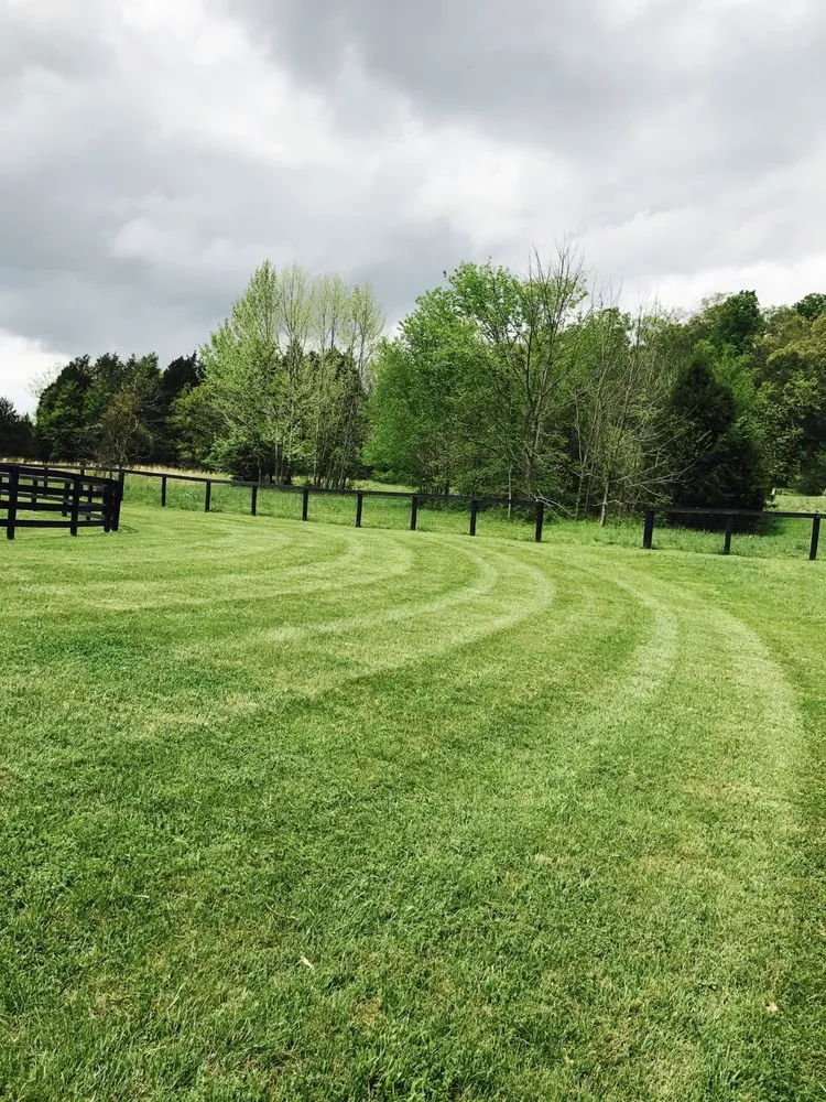 Trusted lawn care service experts serving Murfreesboro, TN - K & K Superior Lawncare