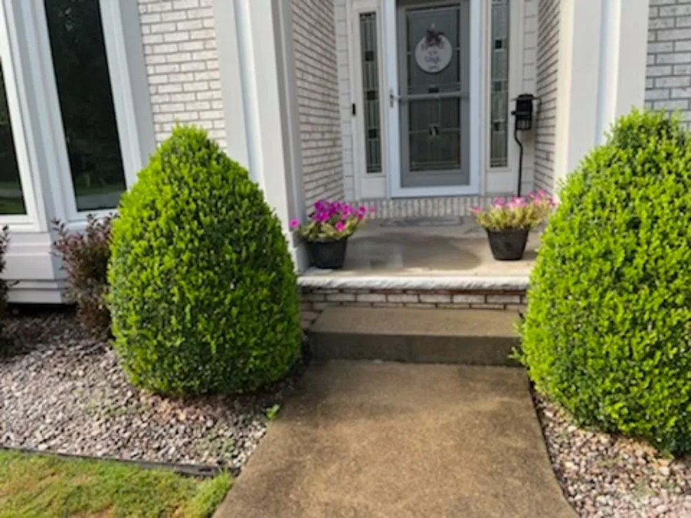 Expert residential landscaping in West Seneca, NY by K @ N Builders