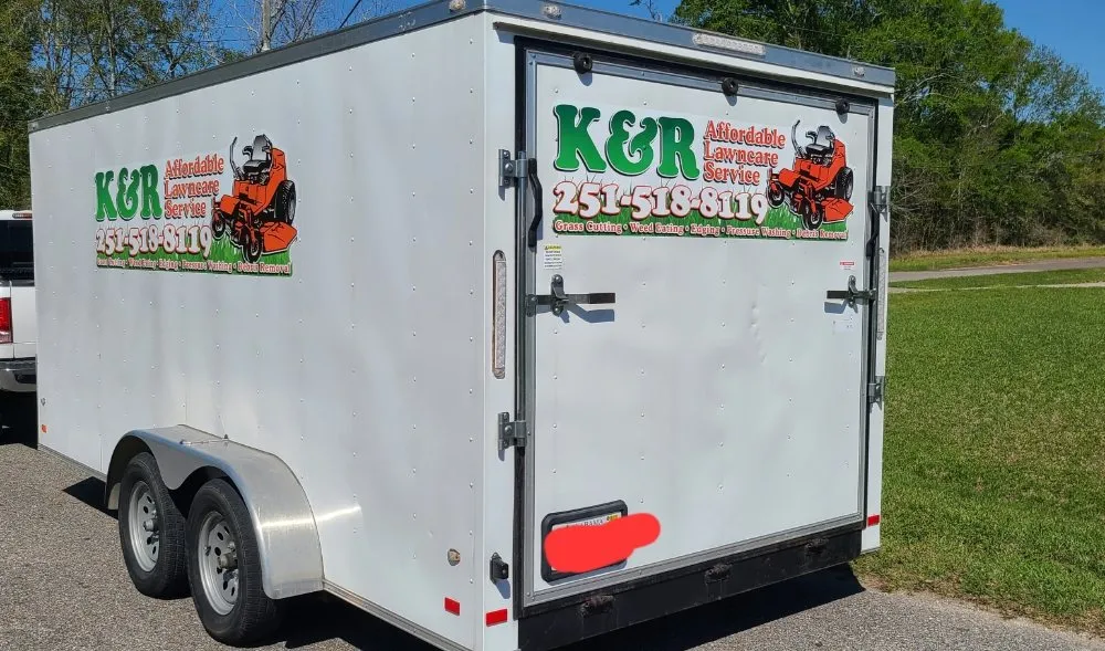 Professional lawn mowing service experts serving Theodore, AL - K & R Affordable Lawncare Service