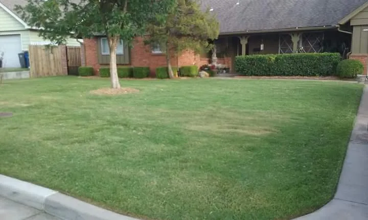 Trusted yard cleanup service experts serving Tulsa, OK - K & R Lawn & Lanscaping