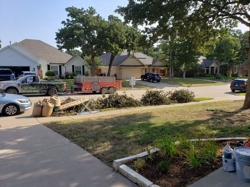 Custom garden landscaping in Fort Worth, TX - K & R Lawn Services
