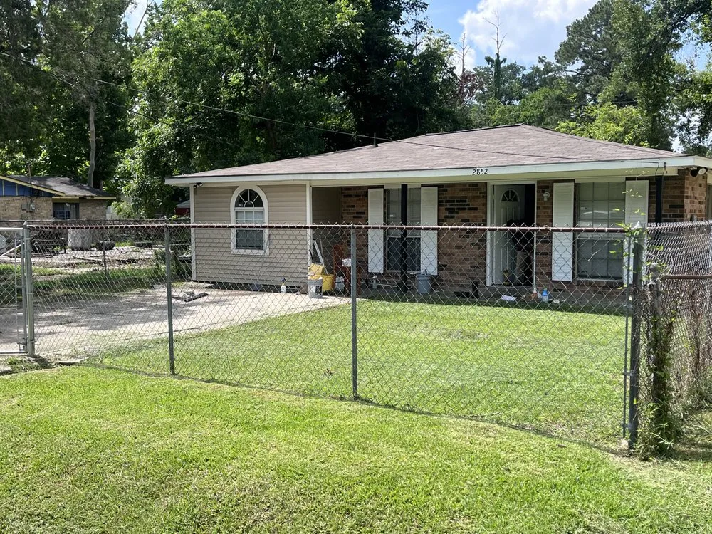 Custom landscape installation in Baton Rouge, LA - K & R Mowing Power