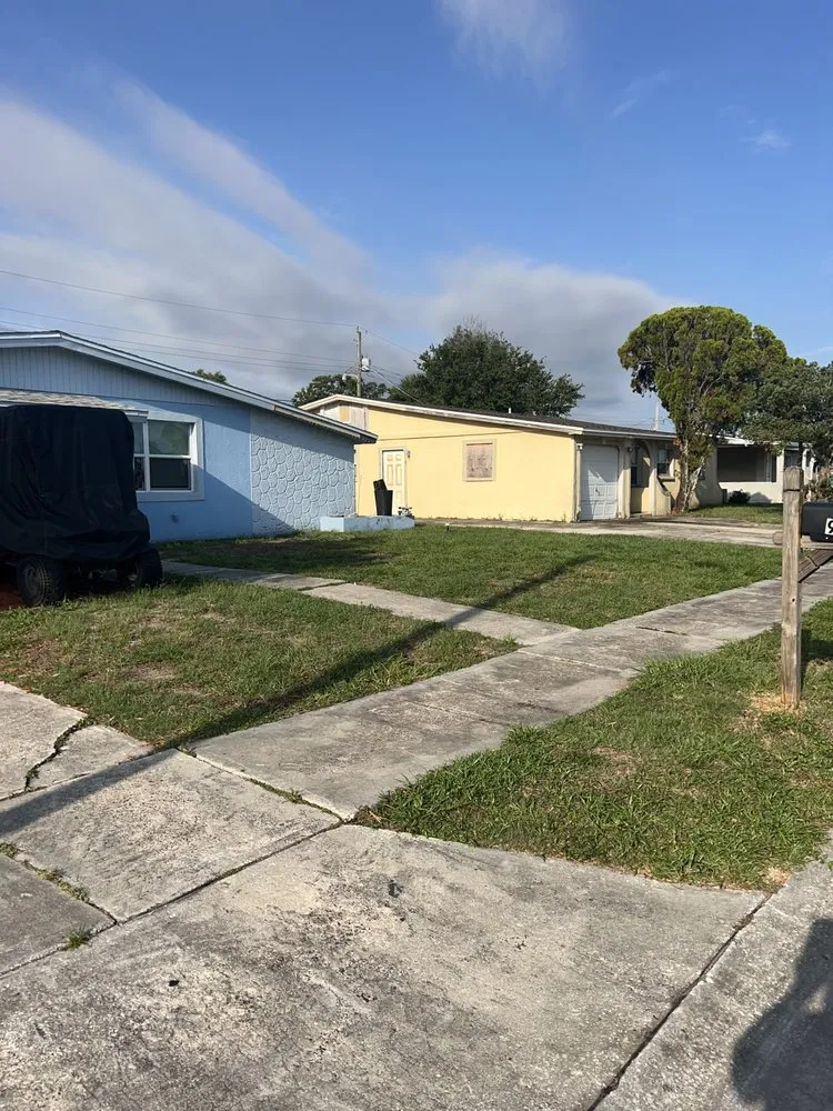 Top-rated residential landscaping in Melbourne, FL by K & S Lawn Service