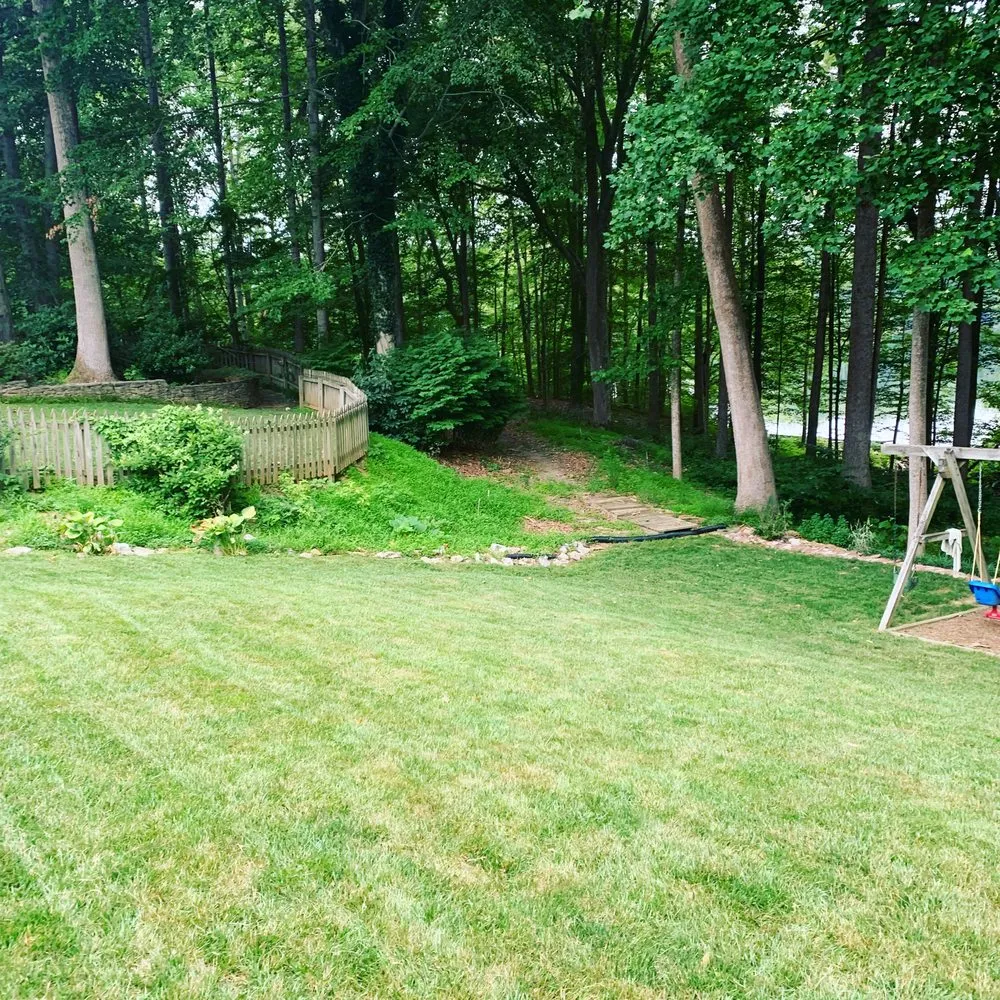 Affordable lawn care service experts serving Woodbridge, VA - K & S Priority Lawncare