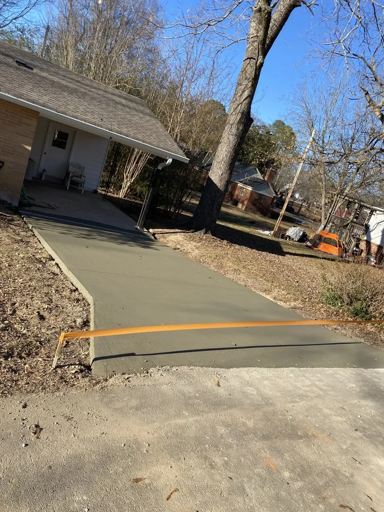 Local residential landscaping in Iuka, MS by K & T Concrete Services