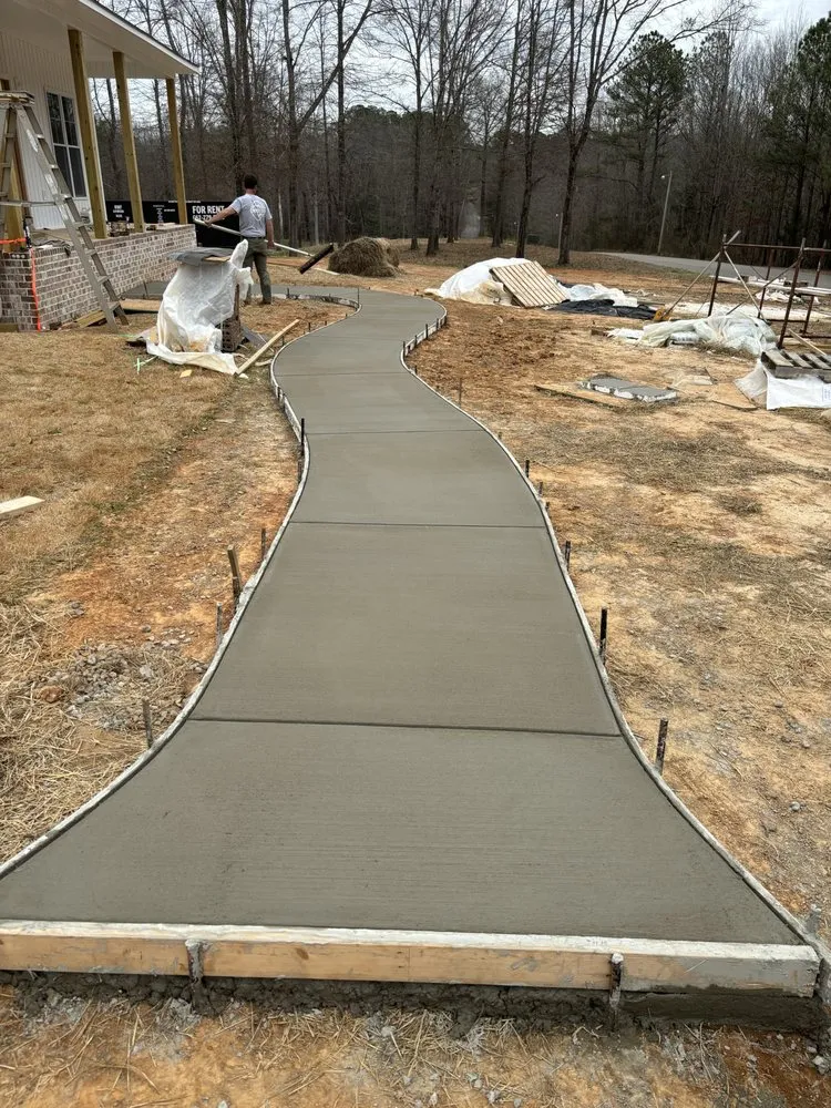 Professional residential landscaping in Iuka, MS by K & T Concrete Services